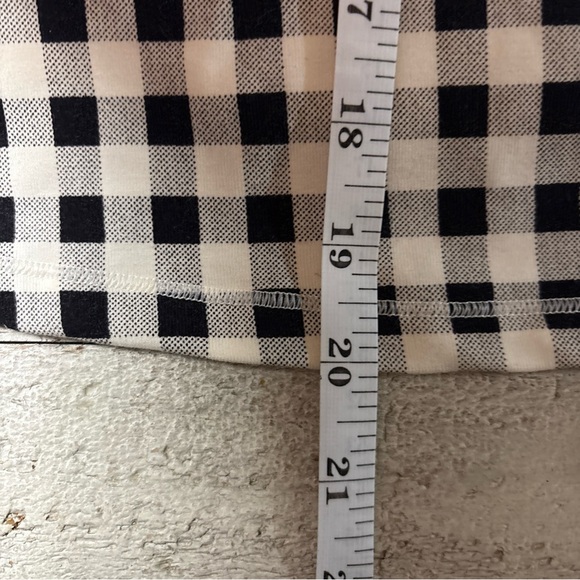 Old Navy Active Powerchill Light Support Top Black & White Bra 4x NWT! - Picture 15 of 16